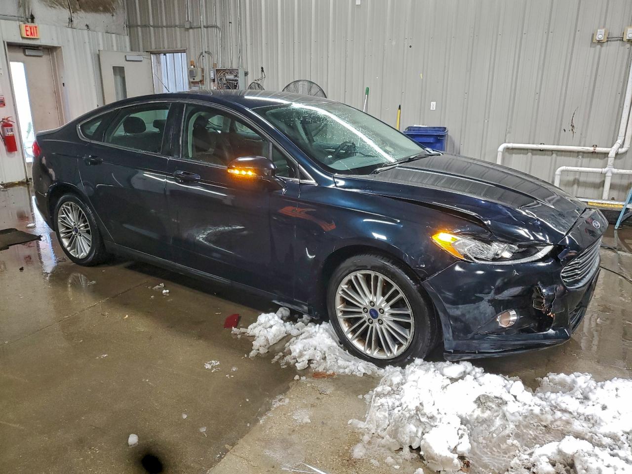 2014 FORD FUSION SE photo 4