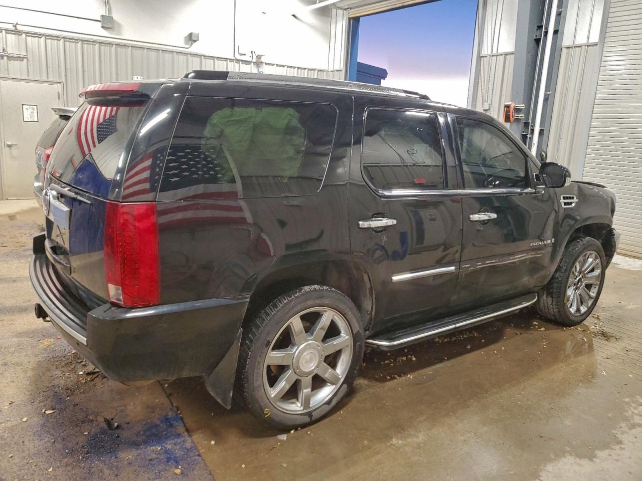 2007 CADILLAC ESCALADE LUXURY photo 3
