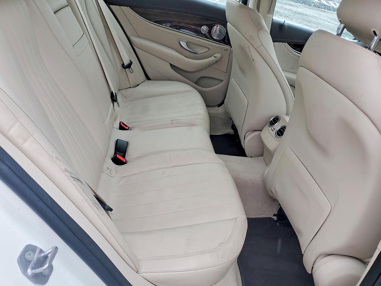 2017 MERCEDES-BENZ E 300 4MATIC photo 10