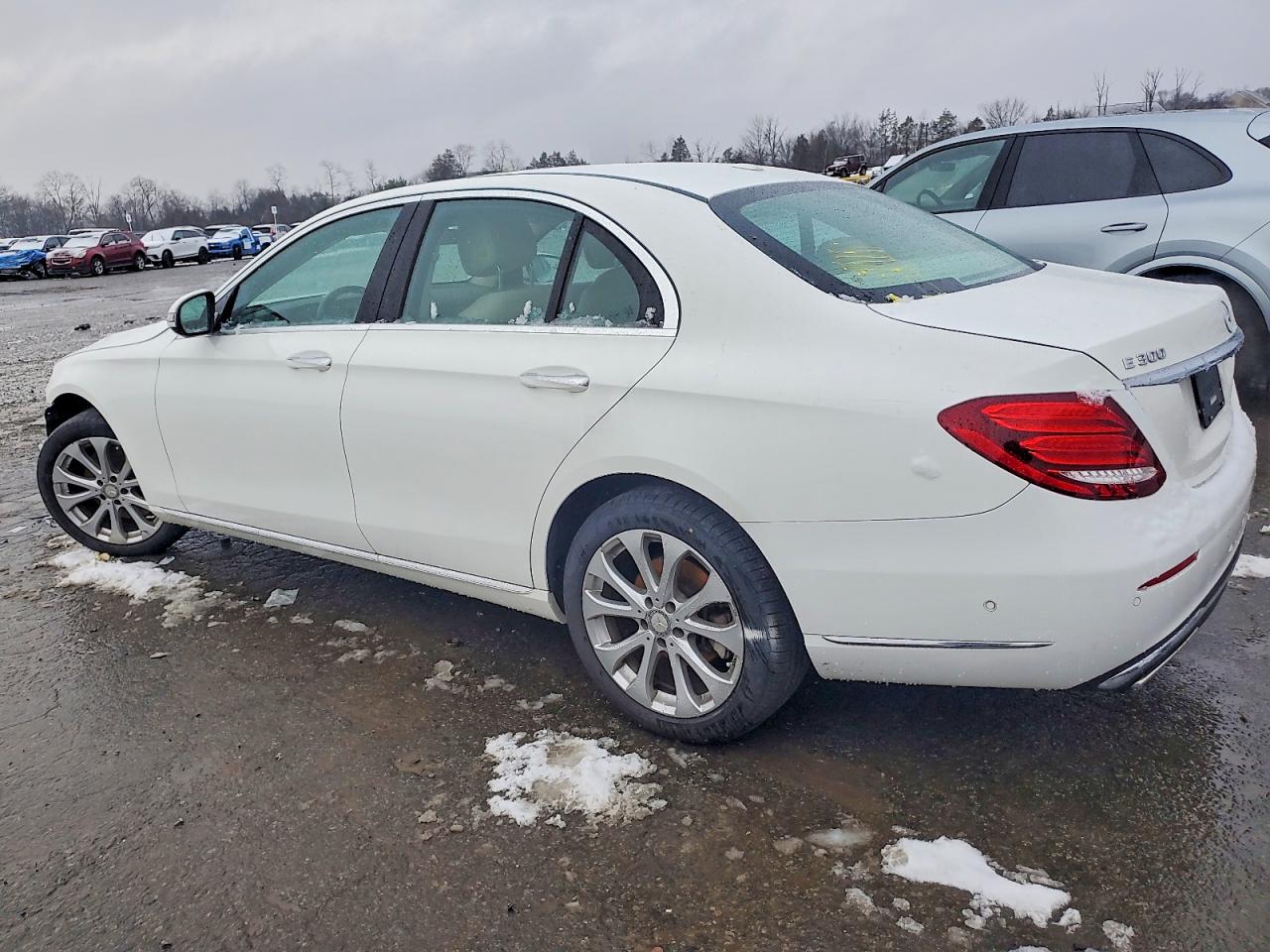 2017 MERCEDES-BENZ E 300 4MATIC photo 2