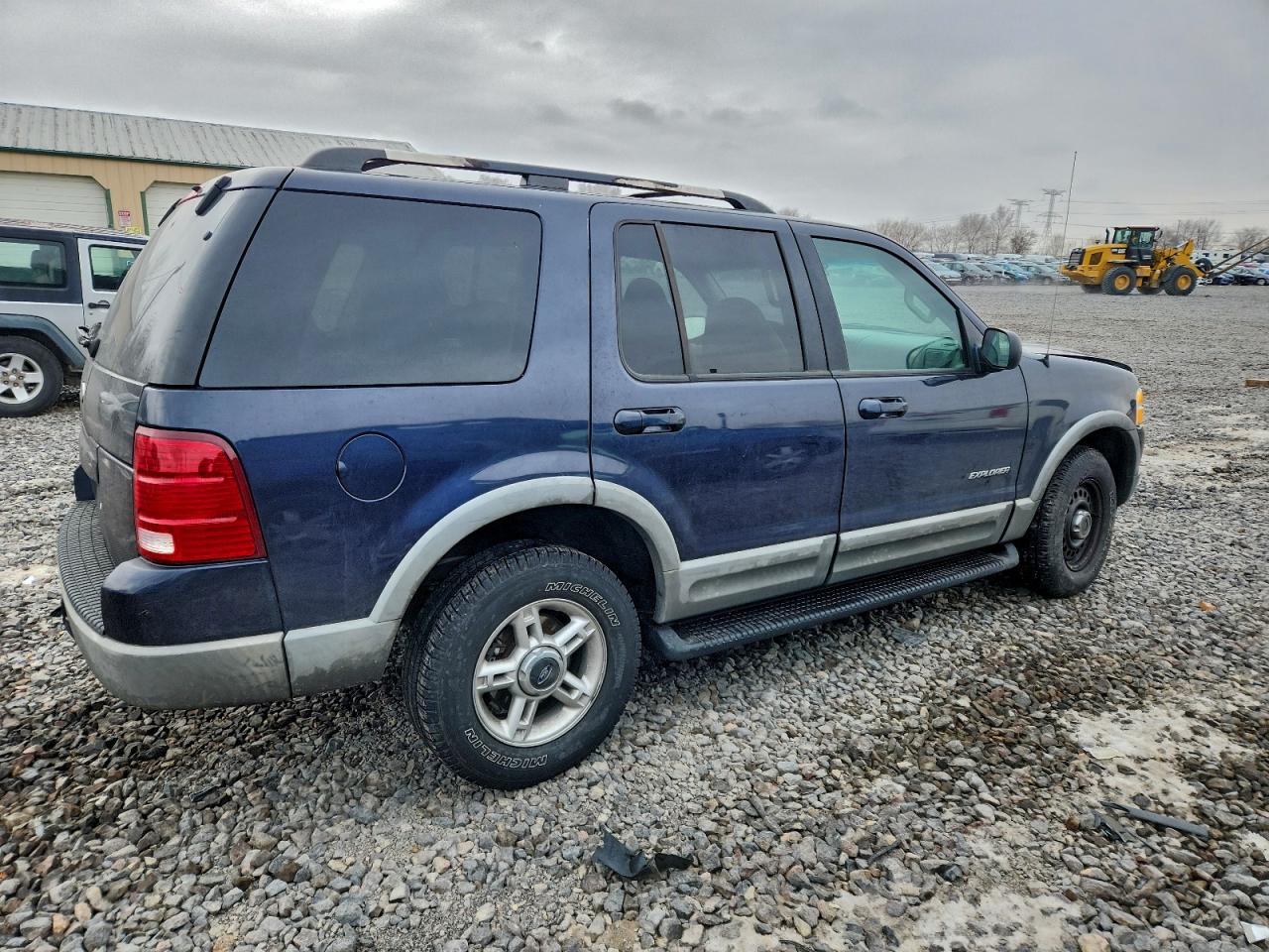 2002 FORD EXPLORER XLT photo 3