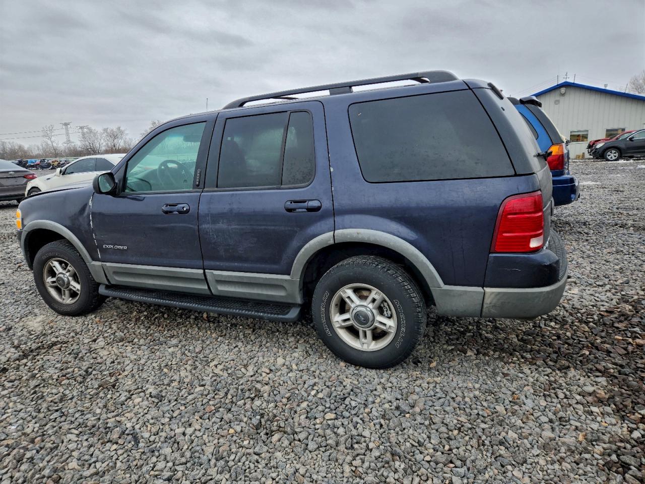 2002 FORD EXPLORER XLT photo 2