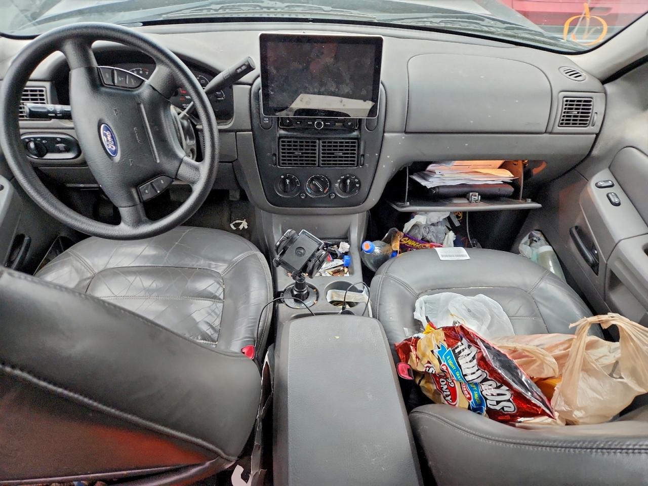 2002 FORD EXPLORER XLT photo 8