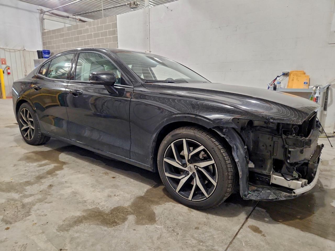 2020 VOLVO S60 T5 MOMENTUM photo 4