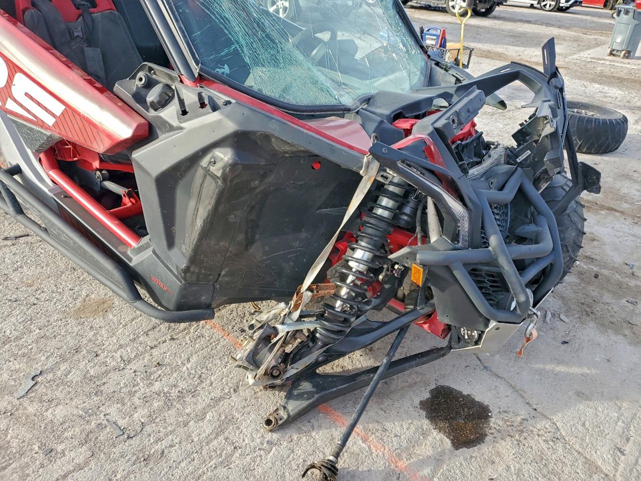 2024 CAN MAVERICK X - utility vehicle photo 17