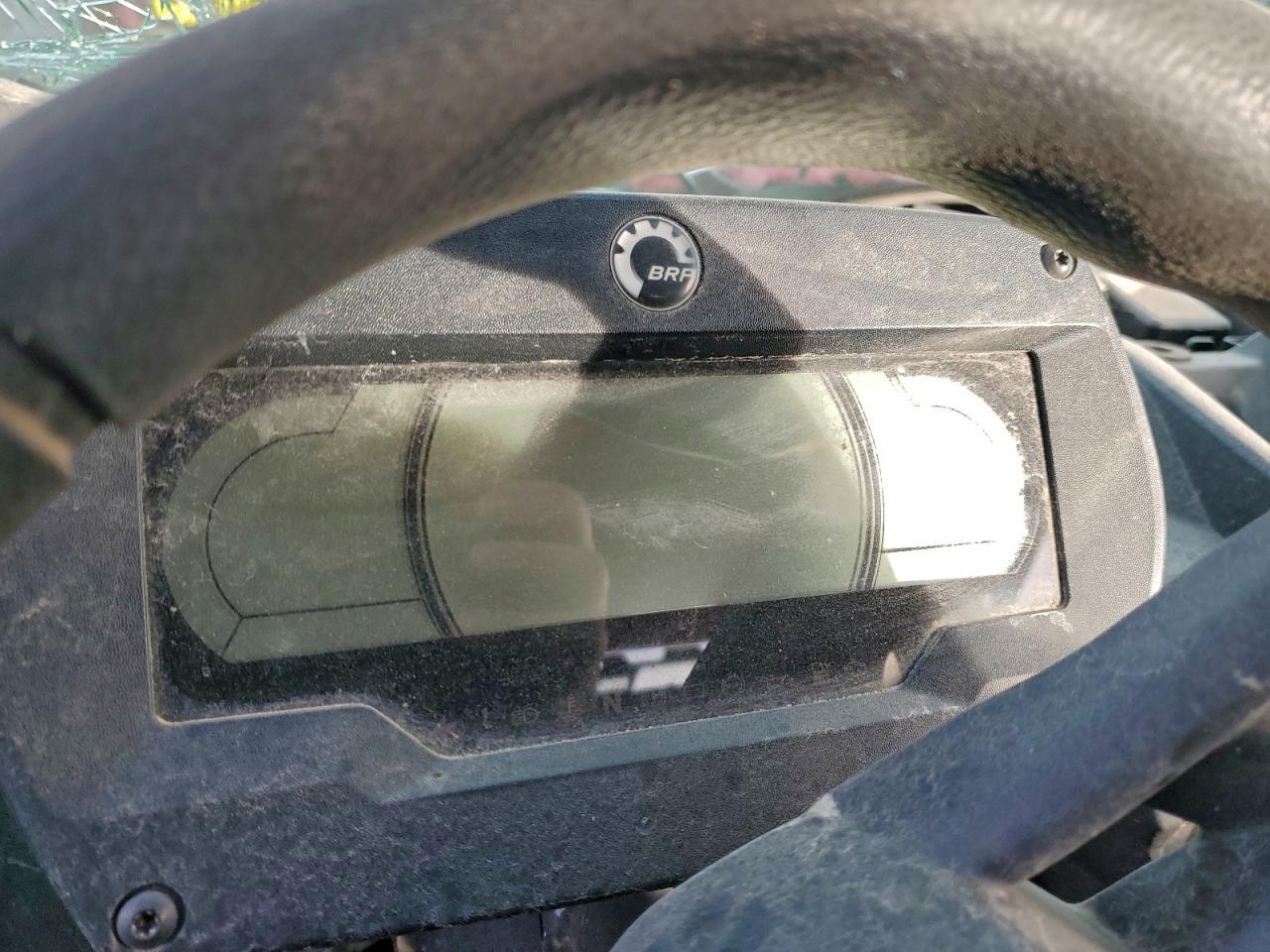 2024 CAN MAVERICK X - utility vehicle photo 15