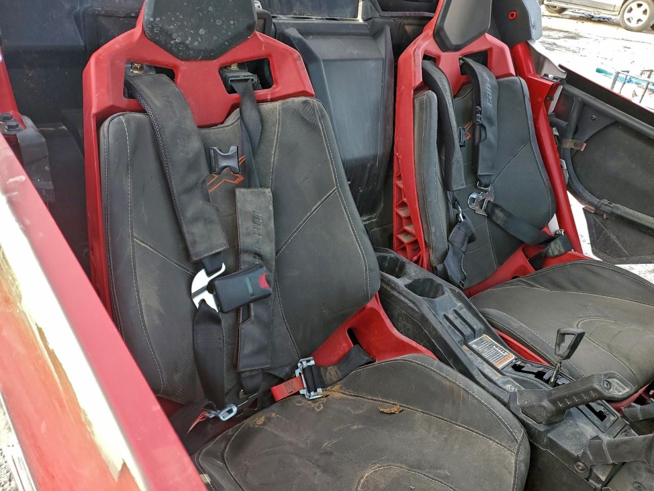 2024 CAN MAVERICK X - utility vehicle photo 11