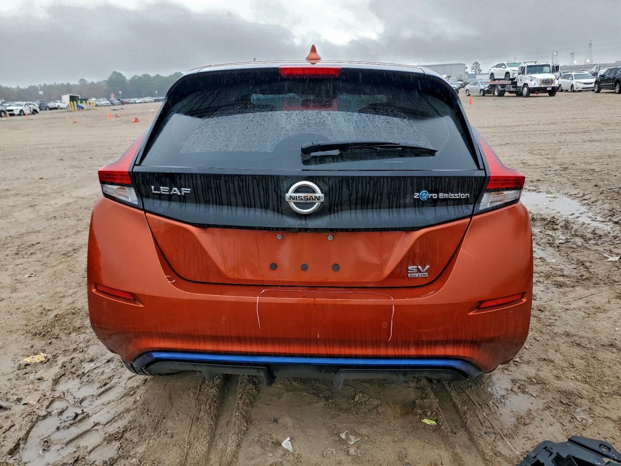 2022 NISSAN LEAF SV PLUS photo 11