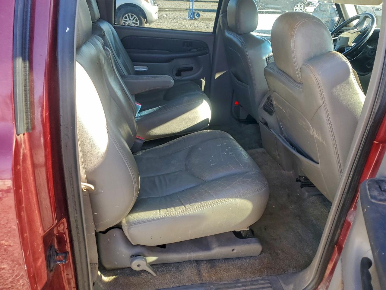 2003 GMC YUKON XL C1500 photo 21
