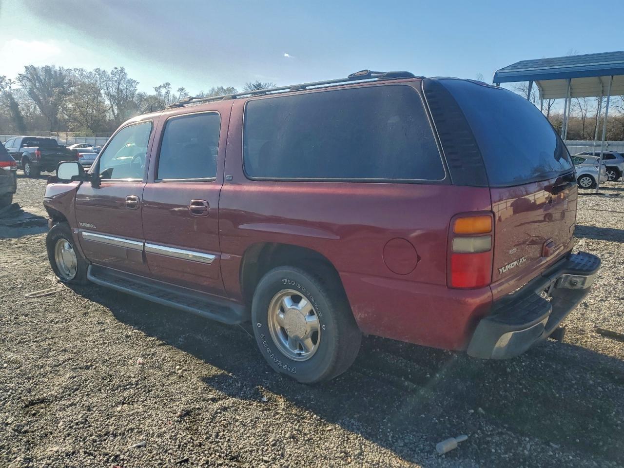 2003 GMC YUKON XL C1500 photo 3