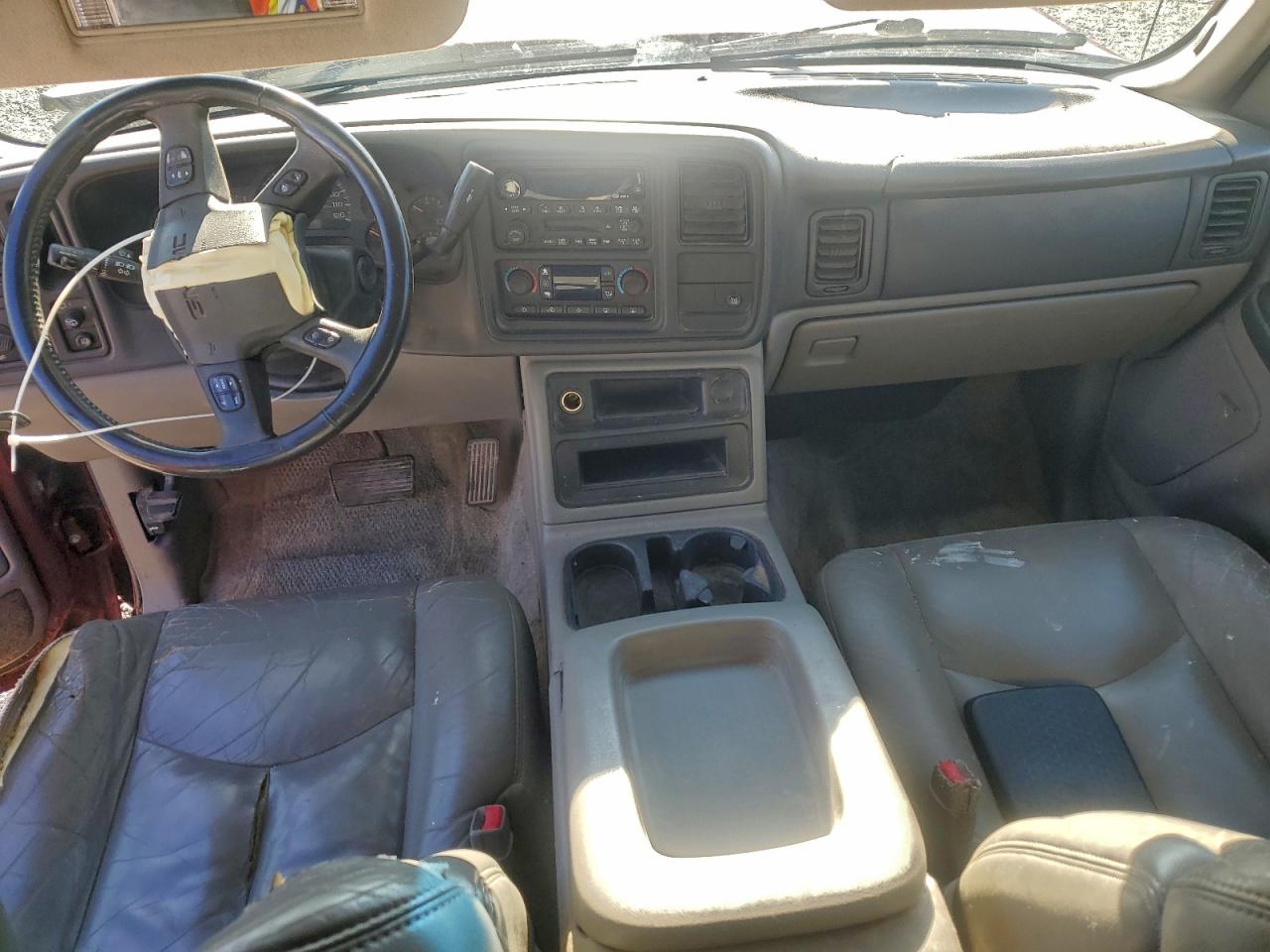 2003 GMC YUKON XL C1500 photo 15