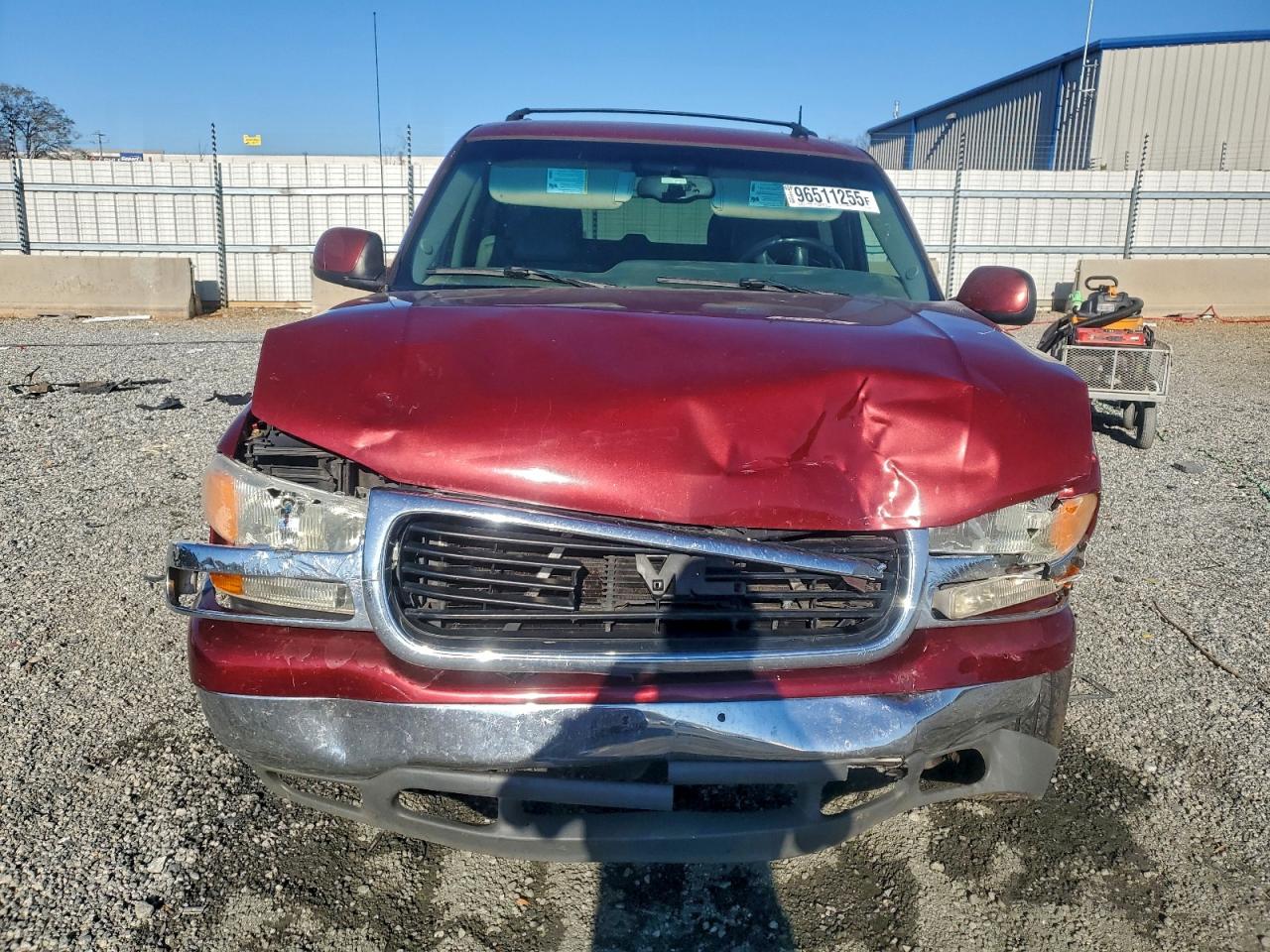 2003 GMC YUKON XL C1500 photo 9