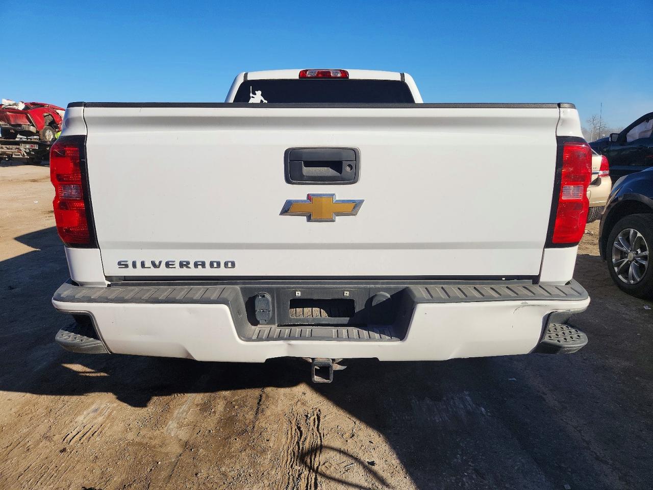 2016 CHEVROLET SILVERADO C1500 CUSTOM photo 6