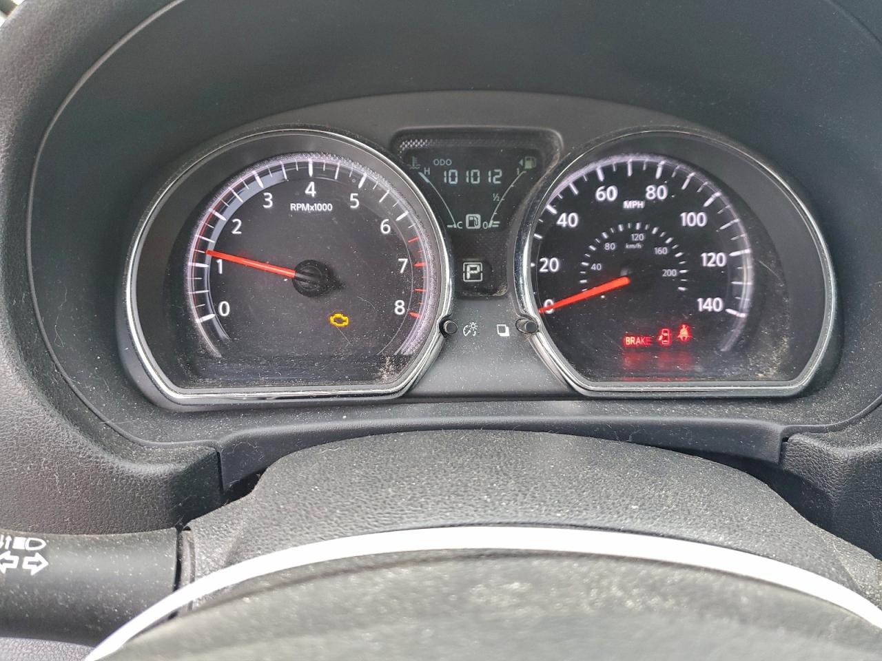 2019 NISSAN VERSA S photo 9