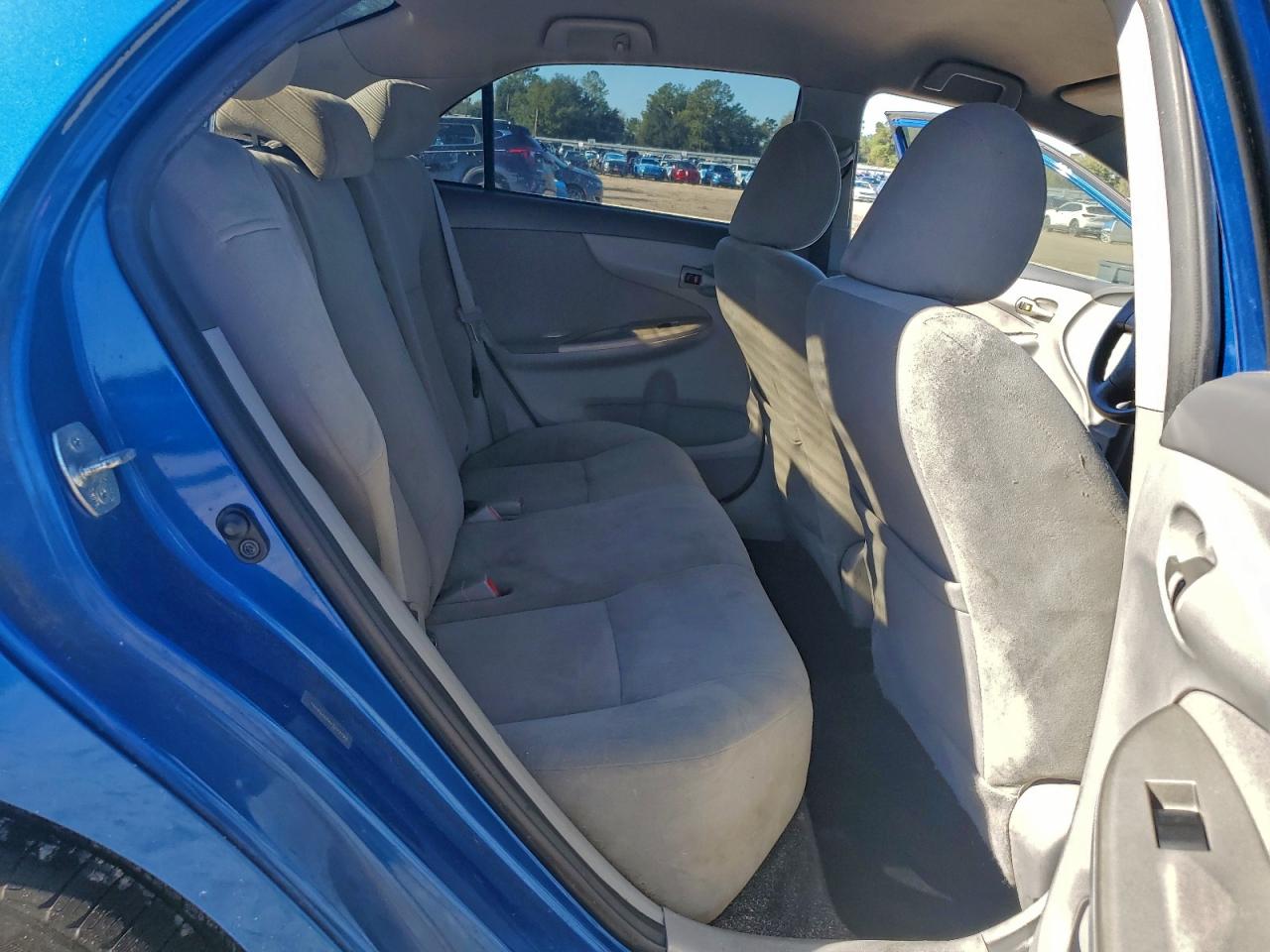 2010 TOYOTA COROLLA BASE photo 10