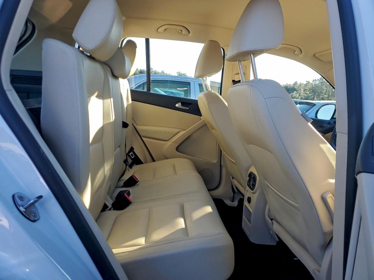 2017 VOLKSWAGEN TIGUAN S photo 11