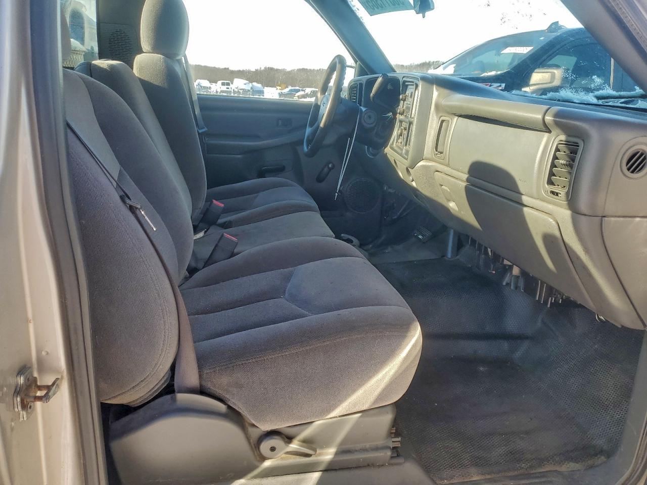 2006 GMC NEW SIERRA C1500 photo 10