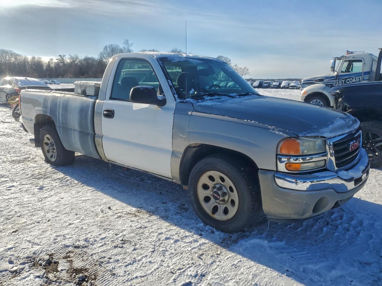 2006 GMC NEW SIERRA C1500 photo 4