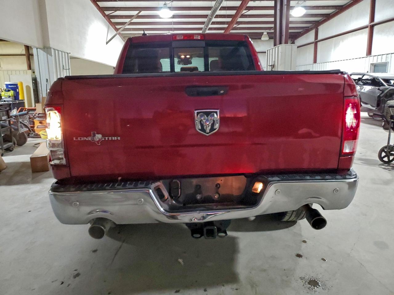 2015 RAM 1500 SLT photo 11