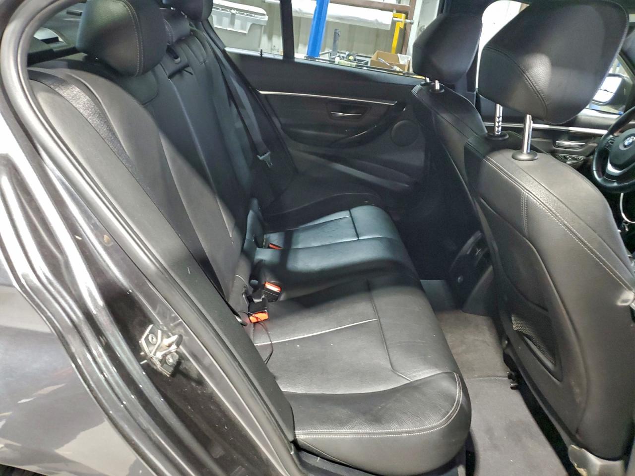 2016 BMW 328 XI SULEV photo 10