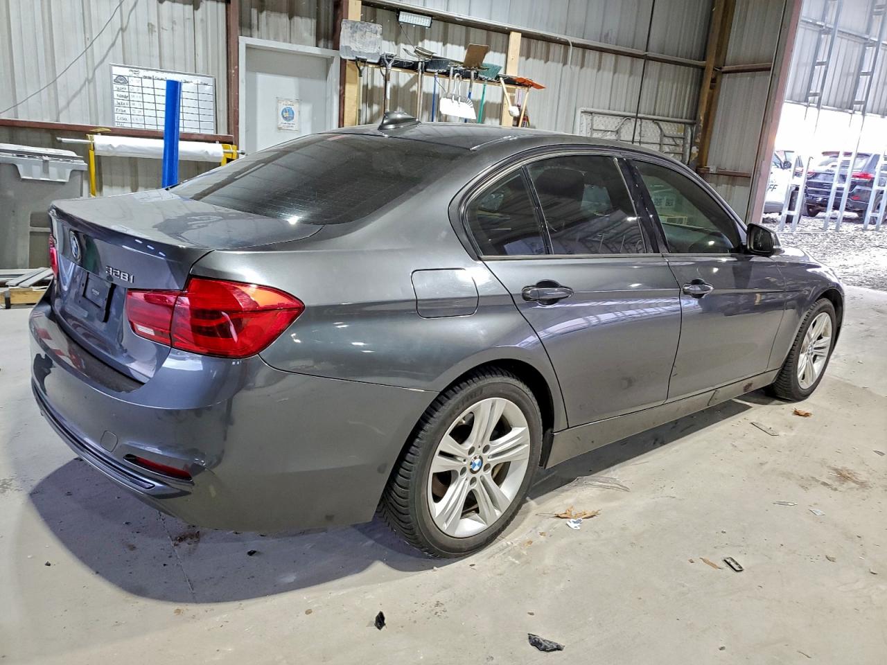 2016 BMW 328 XI SULEV photo 3