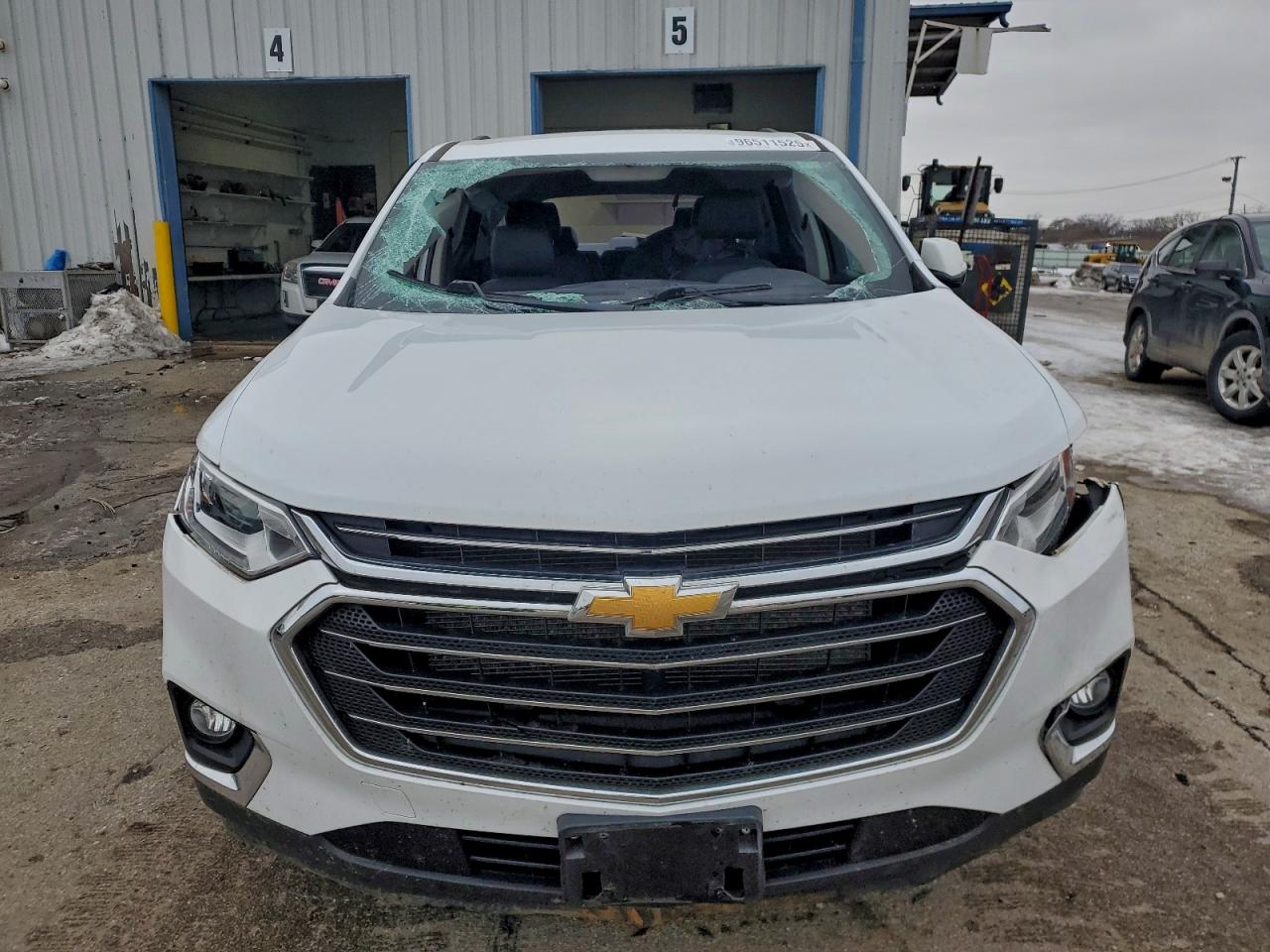 2020 CHEVROLET TRAVERSE LT photo 5