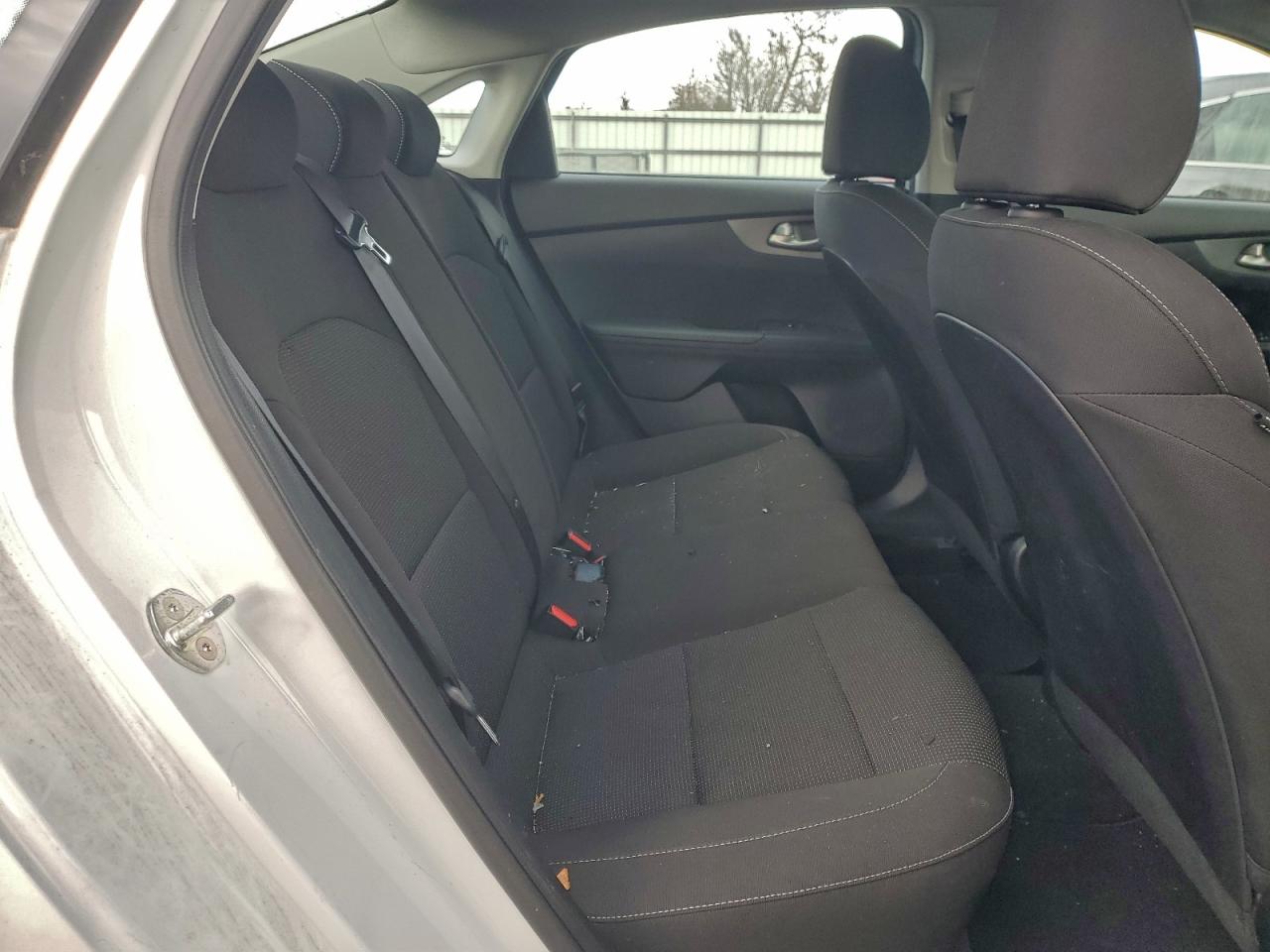2019 KIA FORTE FE photo 10