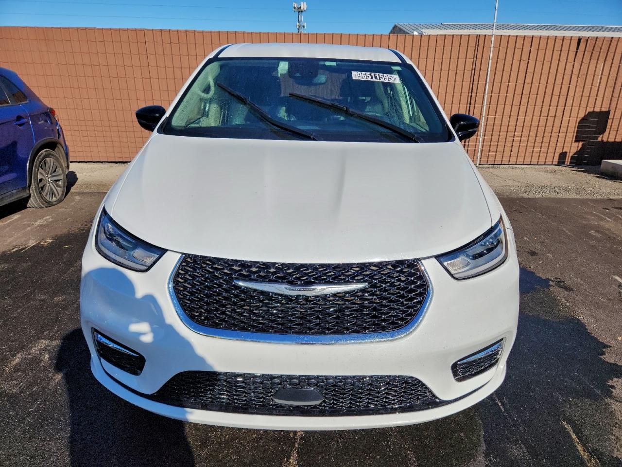 2024 CHRYSLER PACIFICA TOURING L photo 5