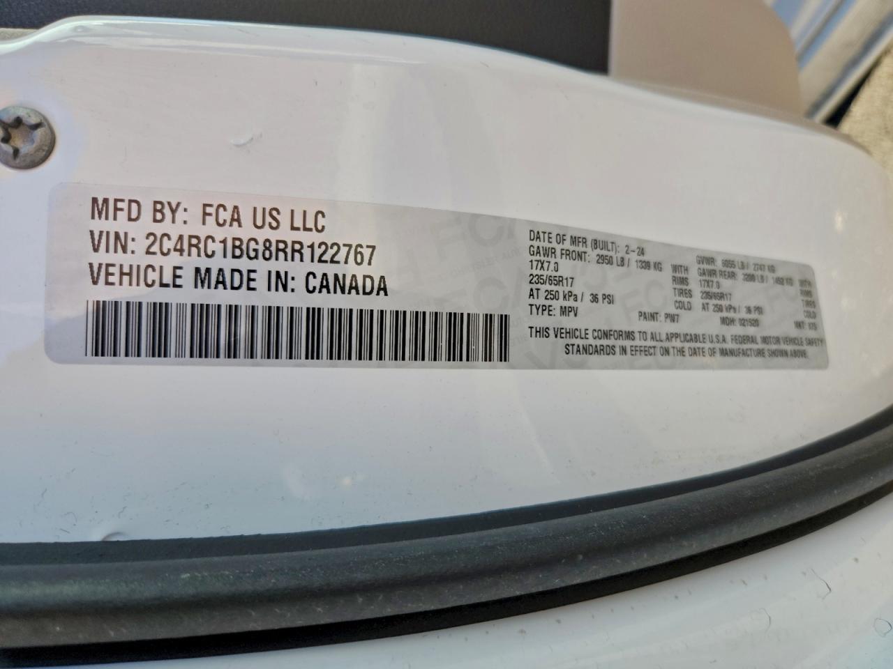 2024 CHRYSLER PACIFICA TOURING L photo 14