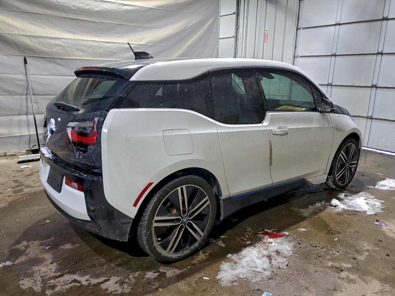 2015 BMW I3 REX photo 7