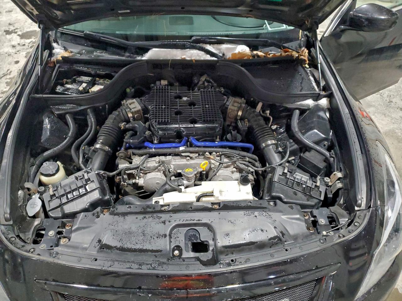 2012 INFINITI G37 photo 11