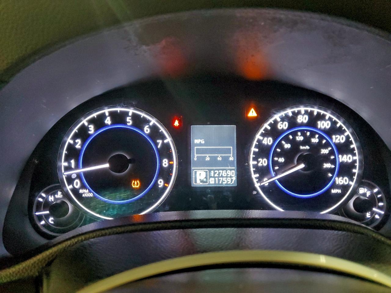 2012 INFINITI G37 photo 9