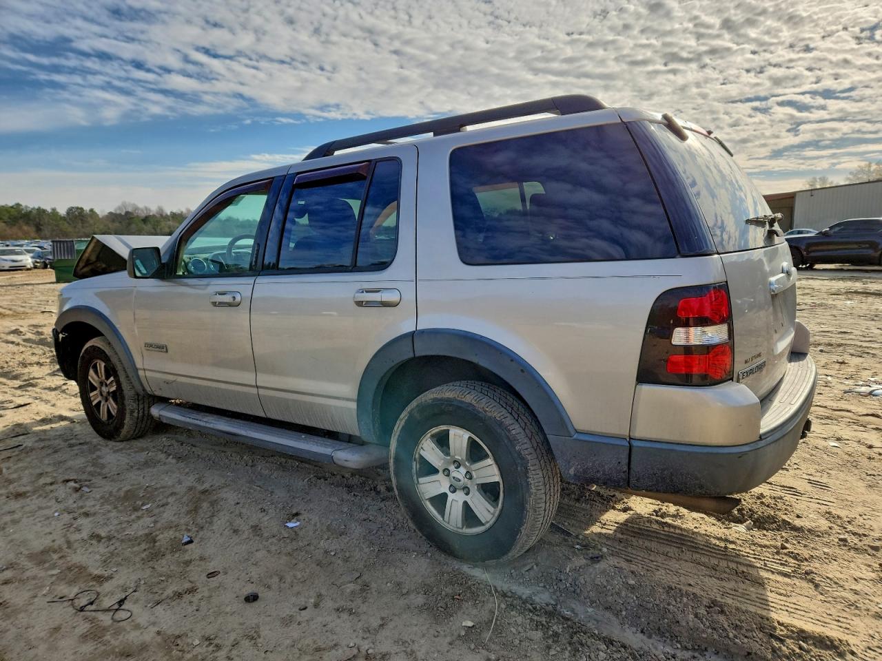 2007 FORD EXPLORER XLT photo 2