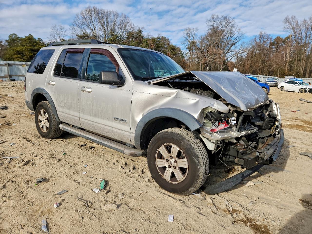 2007 FORD EXPLORER XLT photo 4