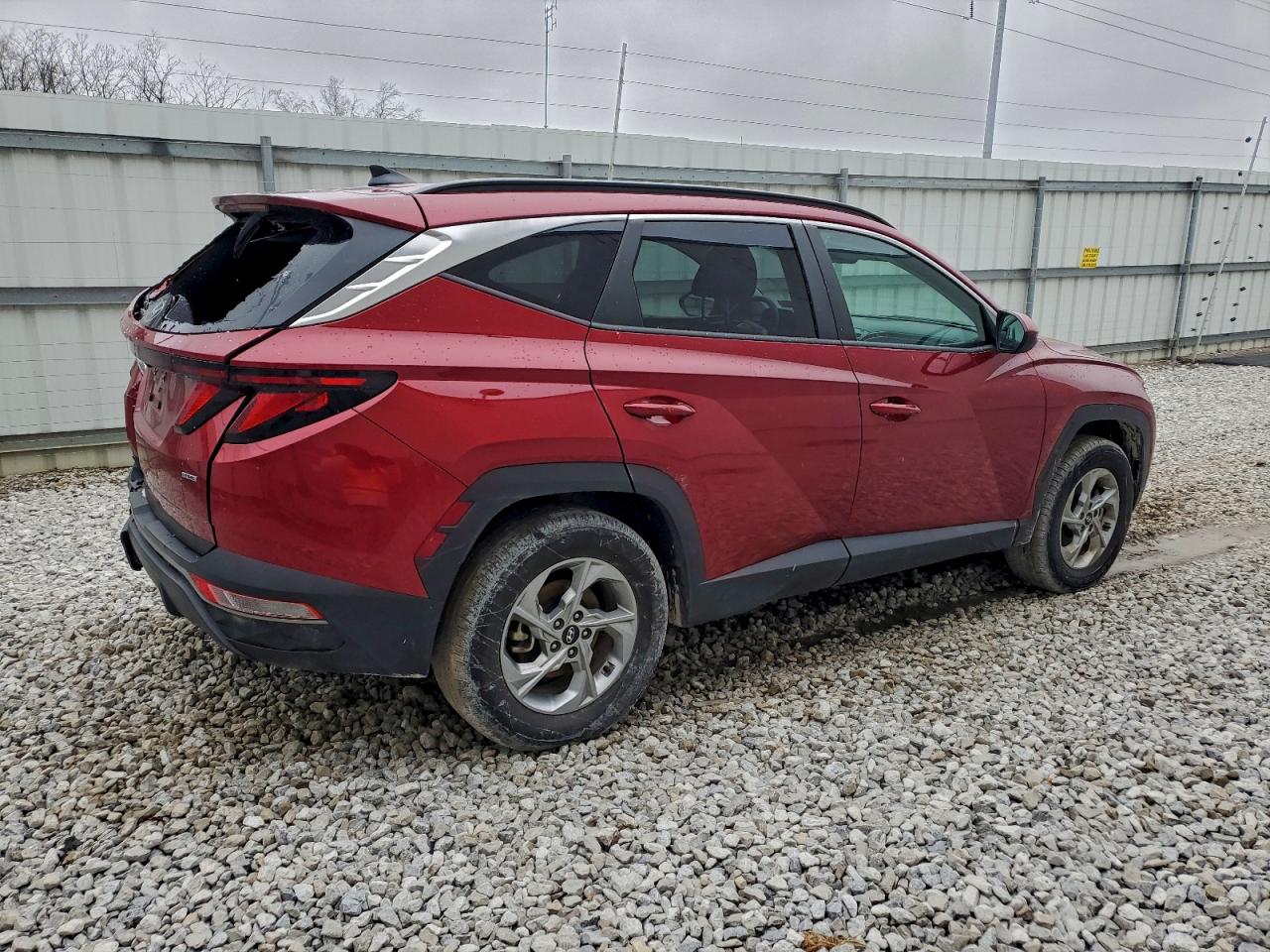 2024 HYUNDAI TUCSON SEL photo 3