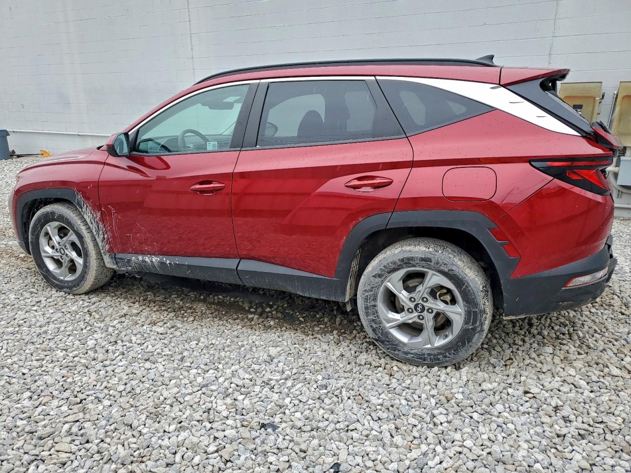 2024 HYUNDAI TUCSON SEL photo 2