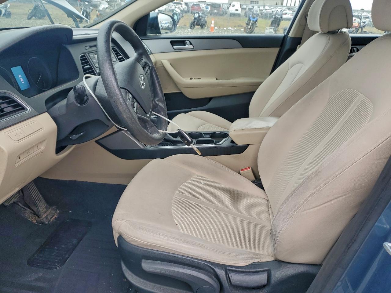 2015 HYUNDAI SONATA SE photo 7
