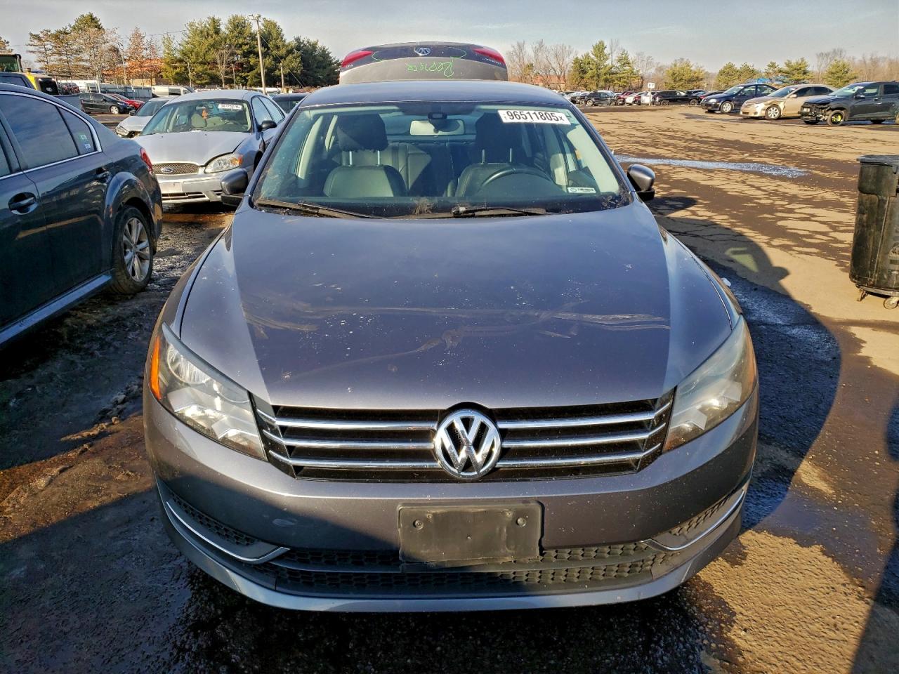 2015 VOLKSWAGEN PASSAT S photo 5
