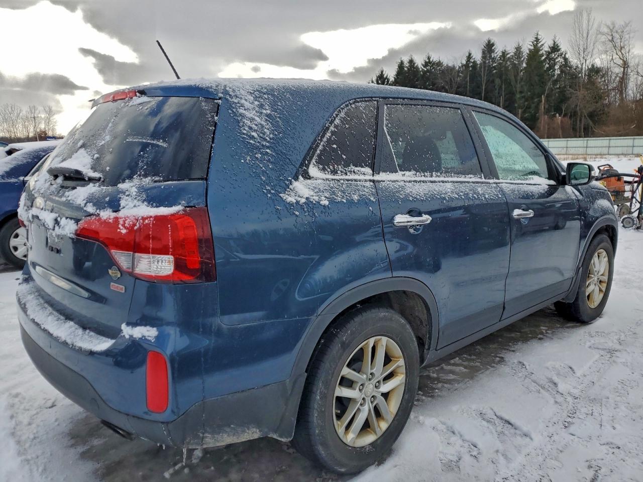 2014 KIA SORENTO LX photo 3