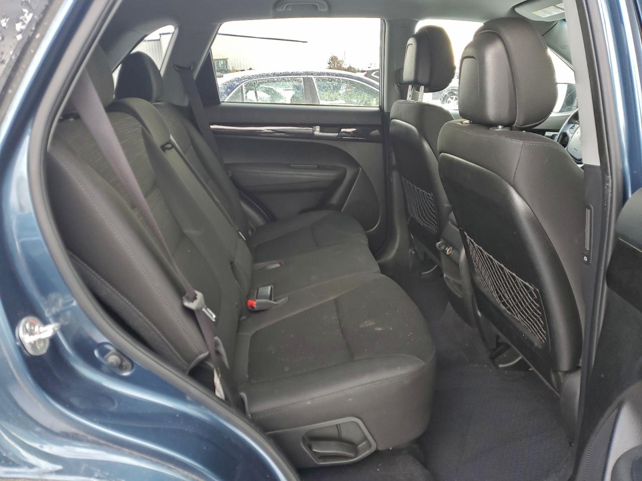 2014 KIA SORENTO LX photo 11