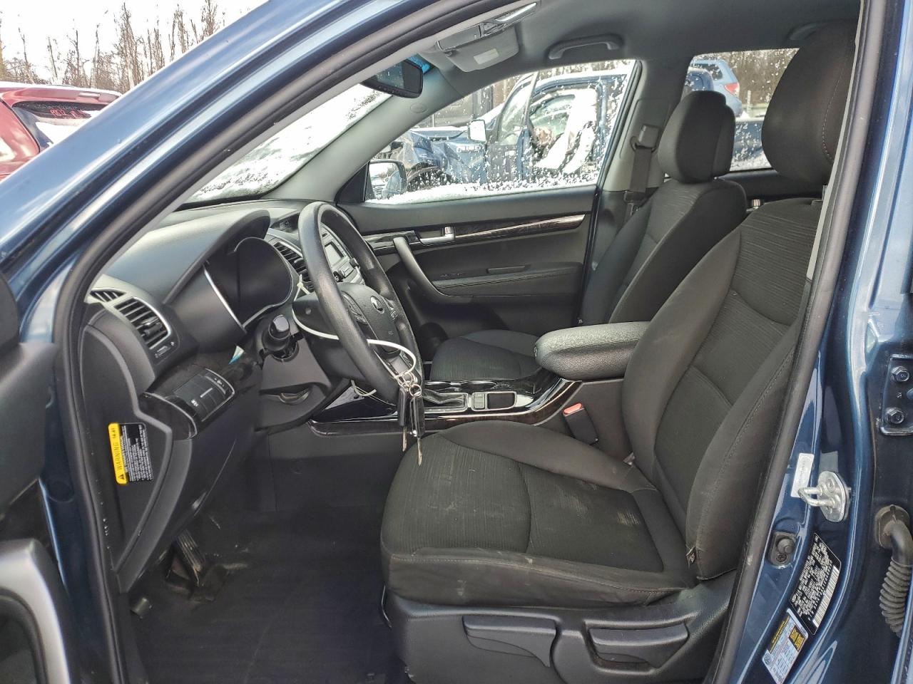 2014 KIA SORENTO LX photo 7