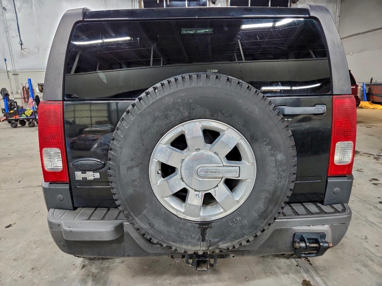 2006 HUMMER H3 photo 6