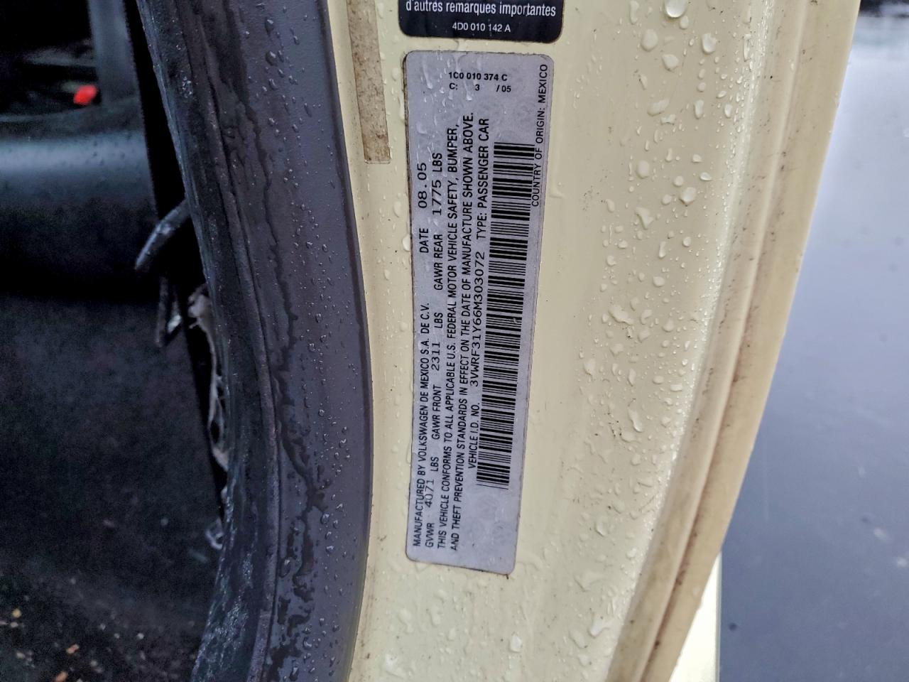 2006 VOLKSWAGEN NEW BEETLE CONVERTIBLE OPTION PACKAGE 1 photo 13