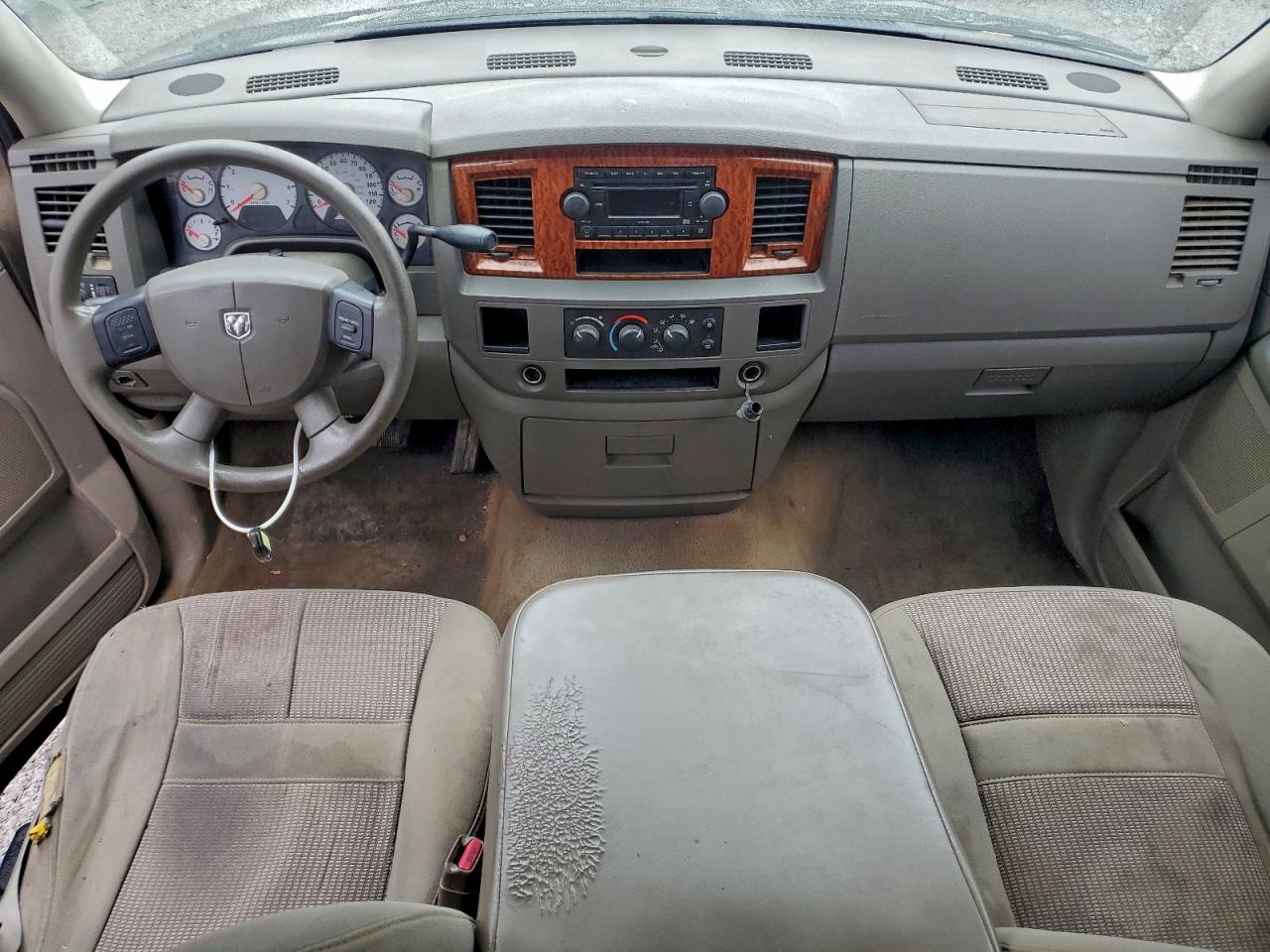 2006 DODGE RAM 1500 ST photo 8