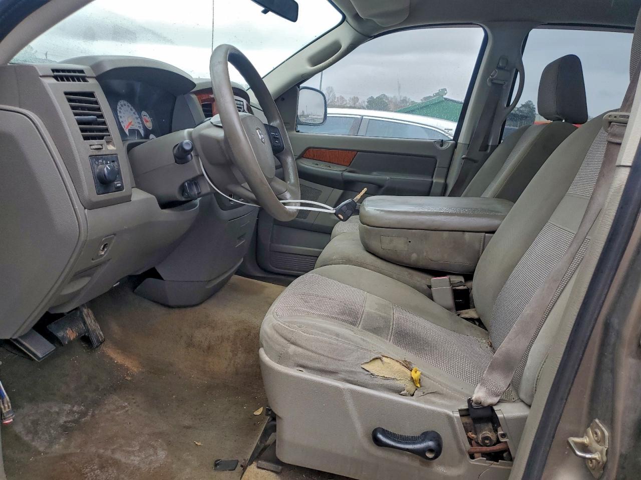 2006 DODGE RAM 1500 ST photo 7