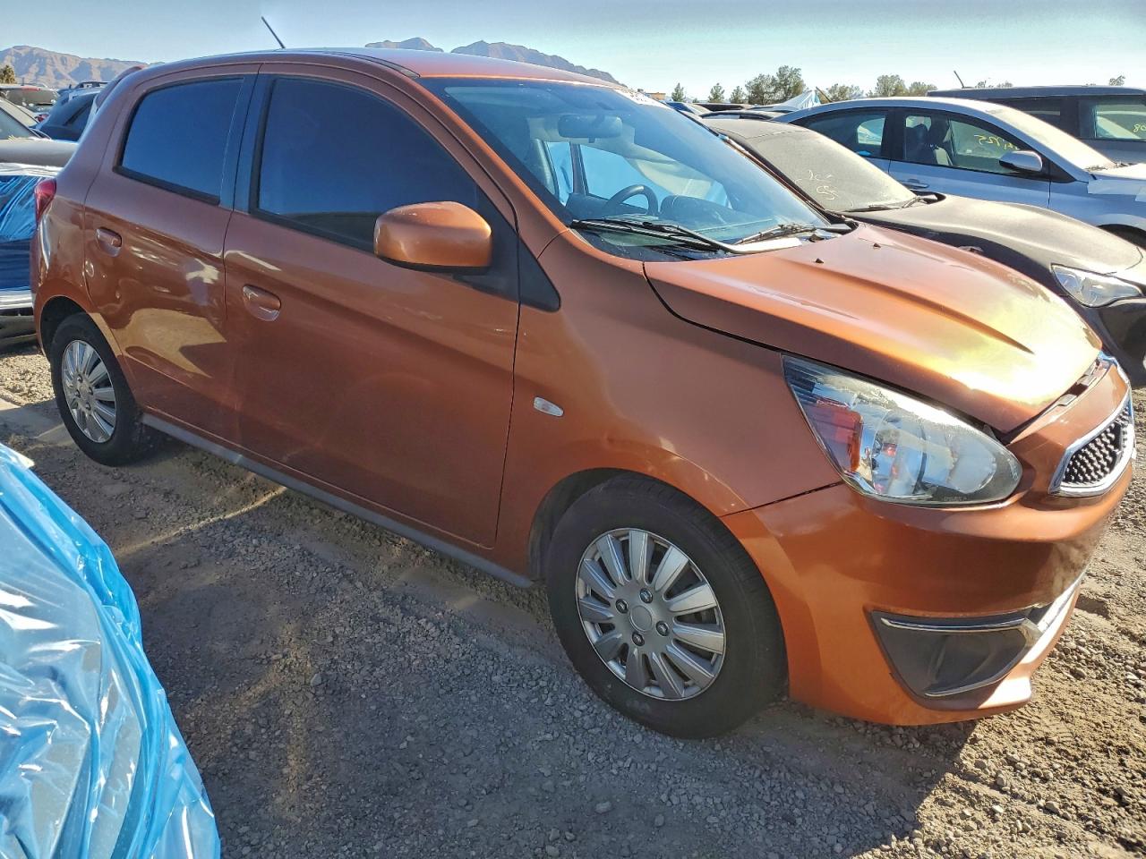 2017 MITSUBISHI MIRAGE ES photo 4