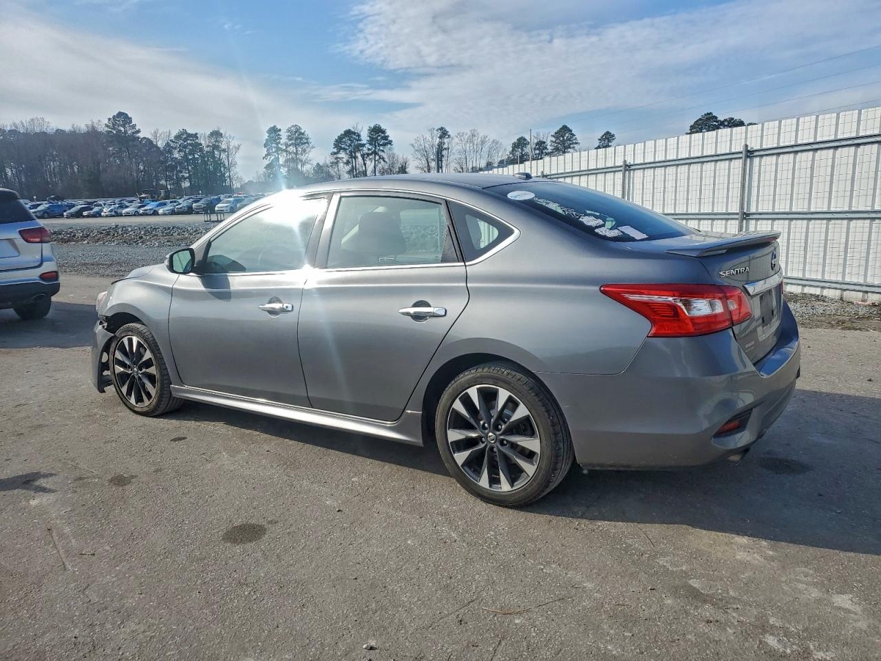 2017 NISSAN SENTRA SR TURBO photo 3