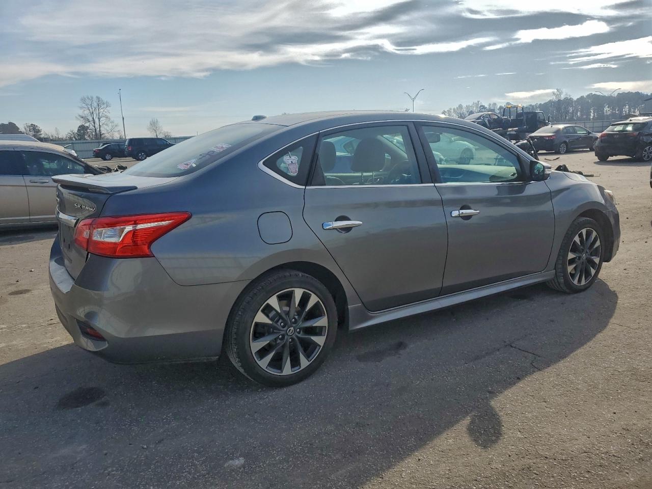 2017 NISSAN SENTRA SR TURBO photo 5