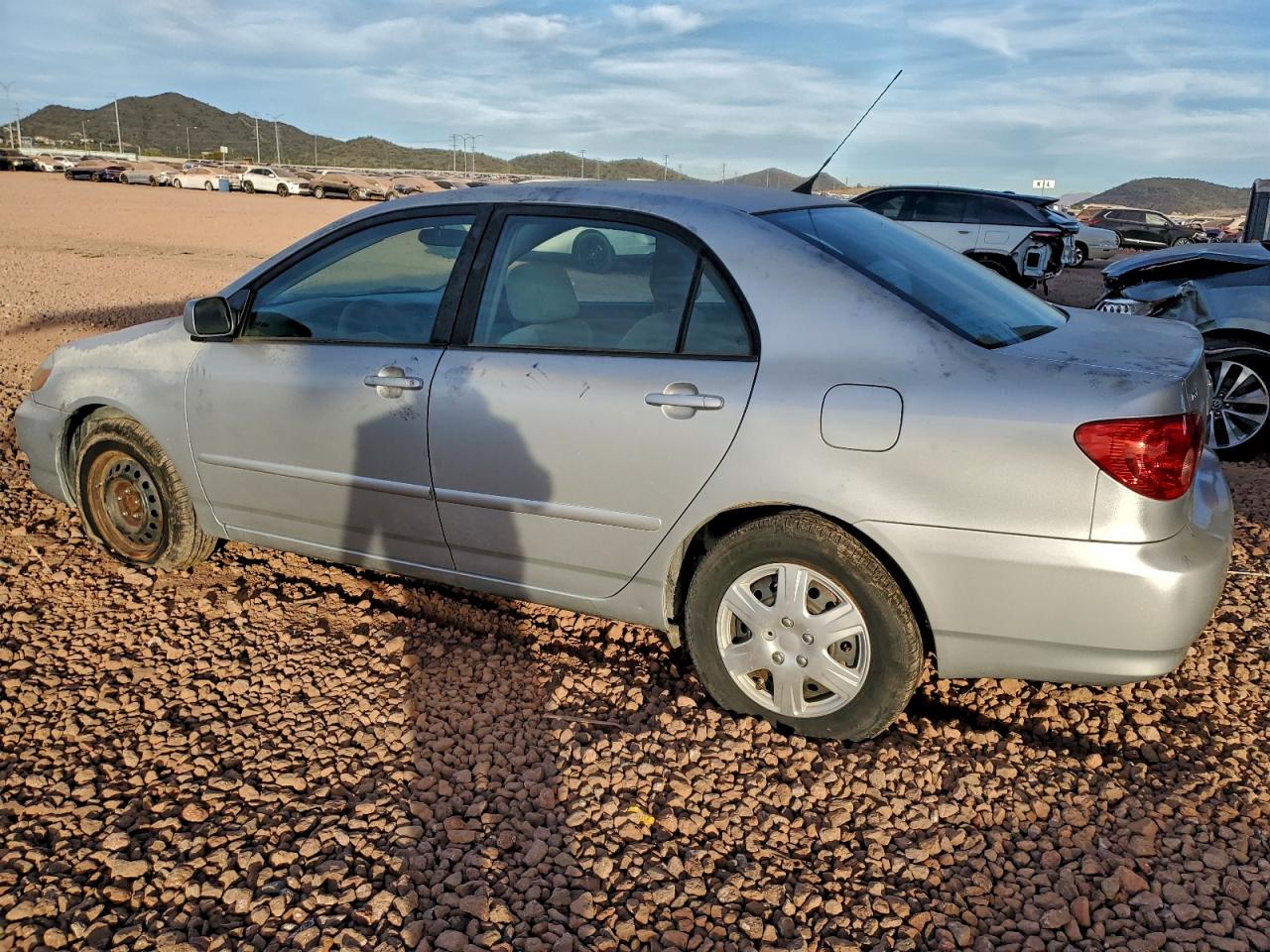 2008 TOYOTA COROLLA CE photo 3