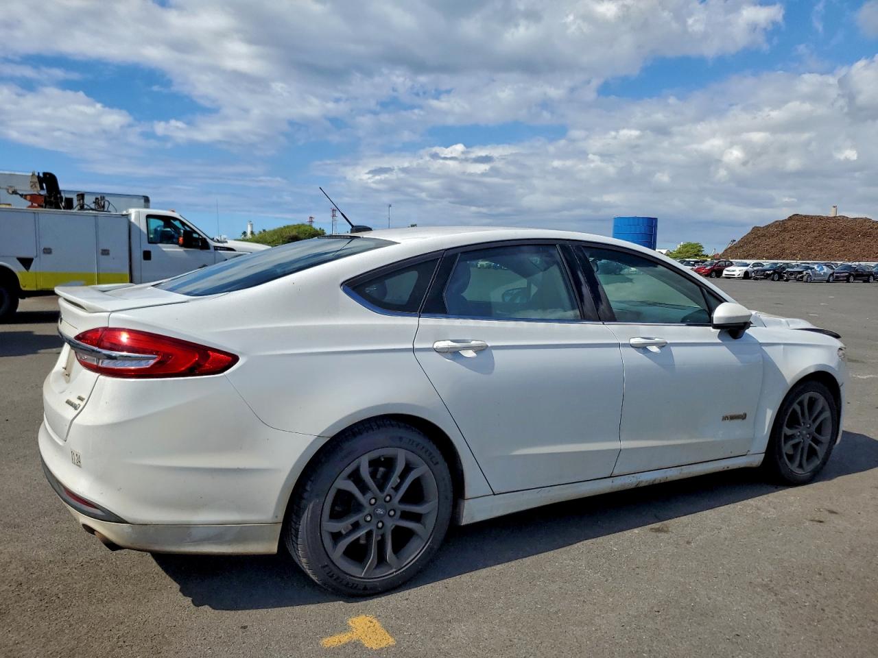 2018 FORD FUSION SE HYBRID photo 3